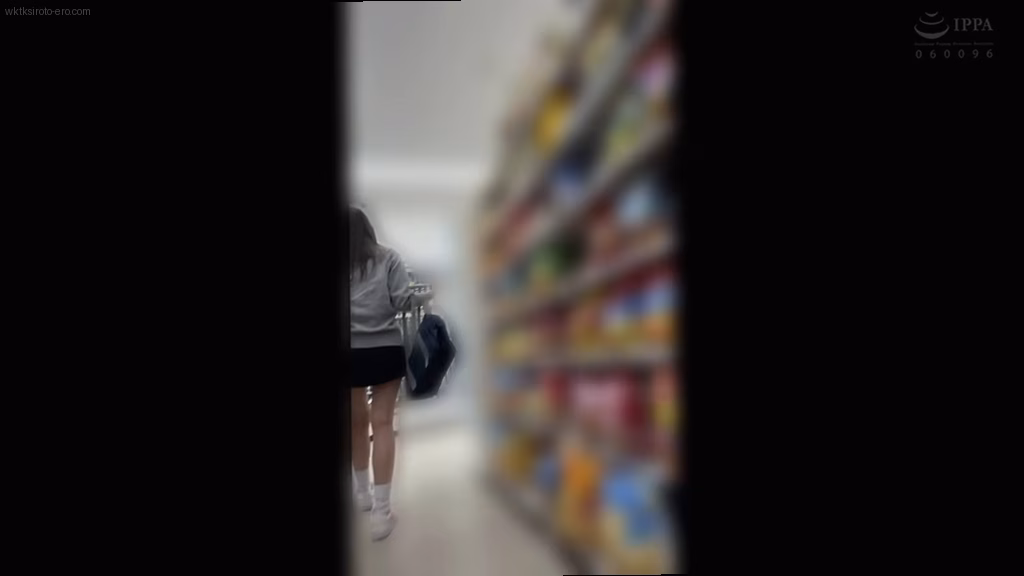 シーン1：公園での密着追跡 0