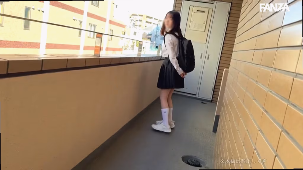 シーン4：バックでの追撃挿入と中出し 9